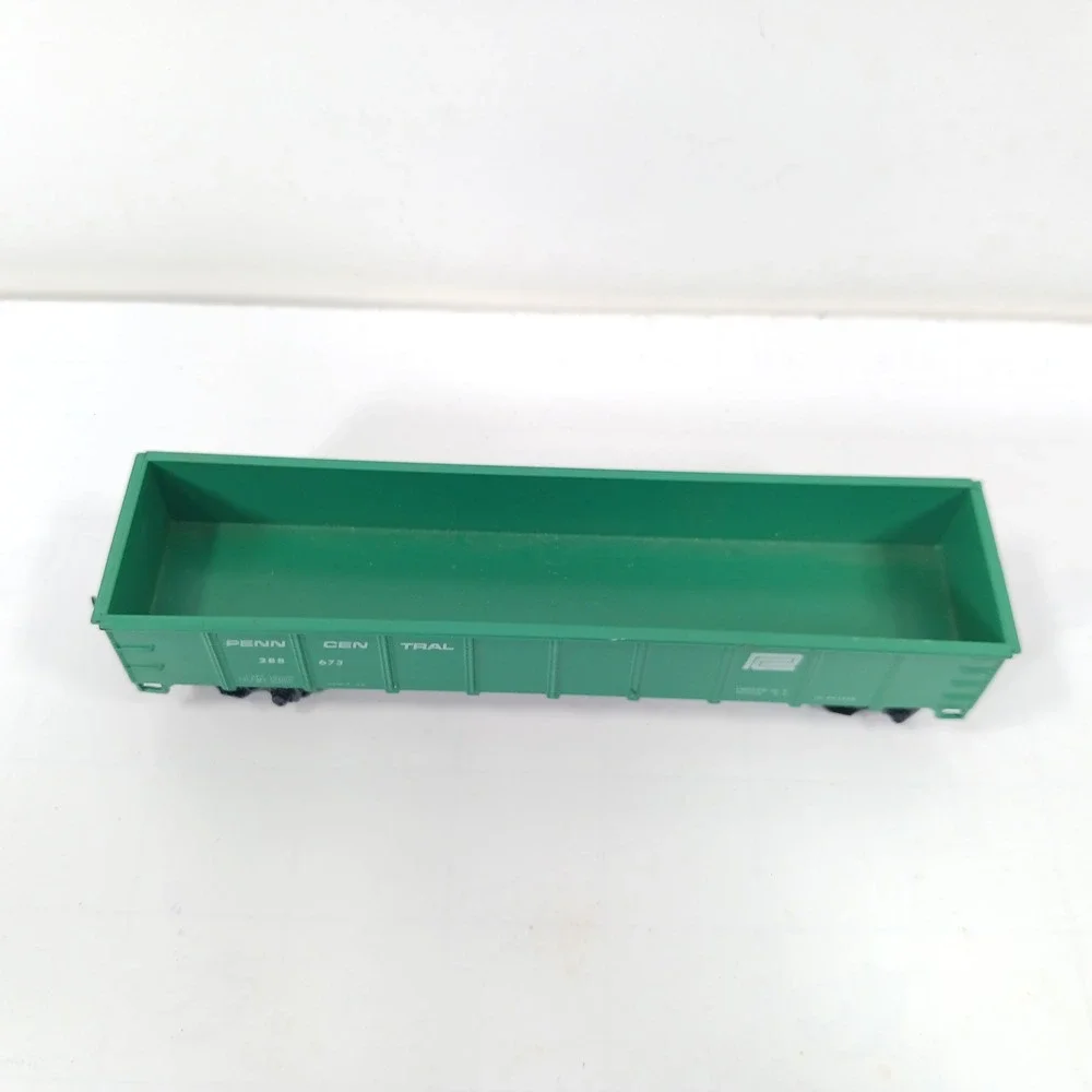 Penn Central Gondola Green 40ft Model Train Car 288 673 FB 101 A